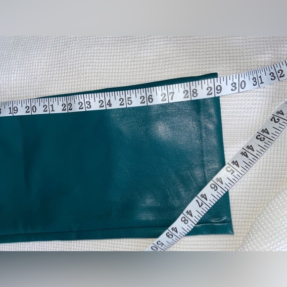 Women’s WILFRED Aritzia stretchy faux leather high waisted green pants size 2 - Picture 10 of 15